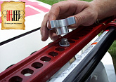 TM-700 Крепление для реечного домкрата Hi-lift Jack к дуге (трубе) бампера диаметром 25 - 50 мм TM-700 Крепление для реечного домкрата Hi-lift Jack к дуге (трубе) бампера диаметром 25 - 50 мм